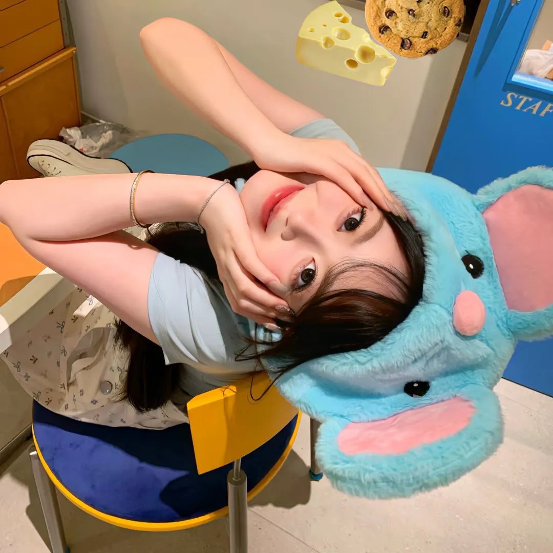 窥情国语海报