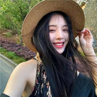 什么也不是的爱恋海报
